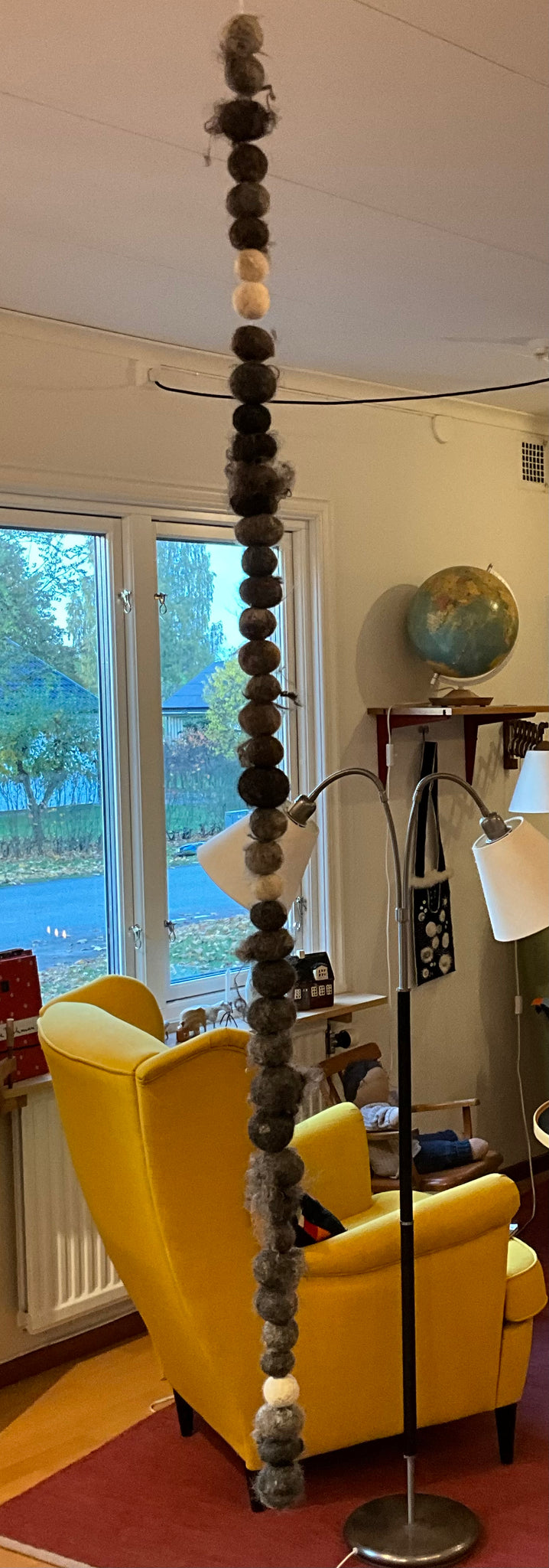 Tovade bollar på tråd